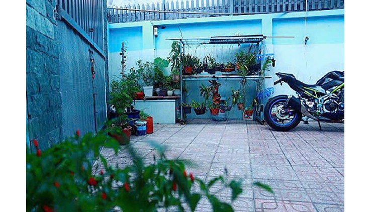 Bán nhà quận 2 với 4 tầng Hẻm xe hơi ngang 7m x 20m Giá giảm còn 10 tỷ